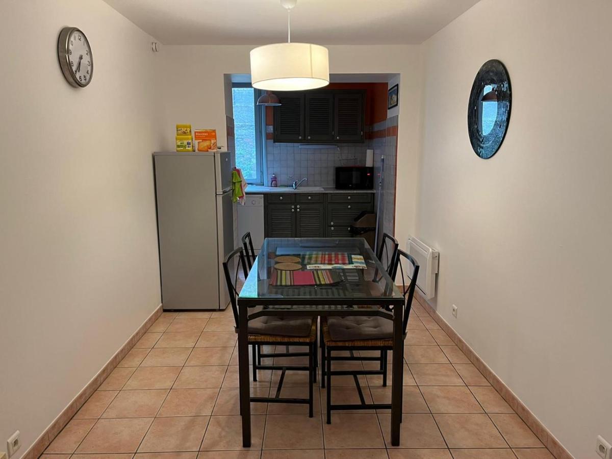 Maison Au Coeur De La Rue Pietonne سان جان بييه دو بور المظهر الخارجي الصورة